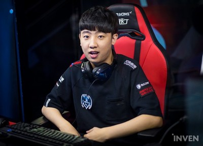 英雄联盟战术分析师